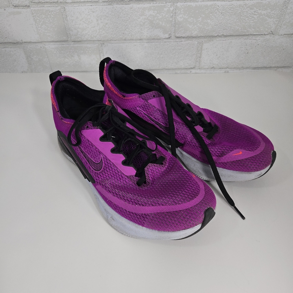 NIKE Zoom Fly 4 running shoes